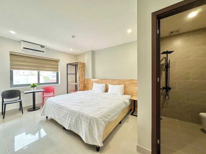 Standard Double room with city view
