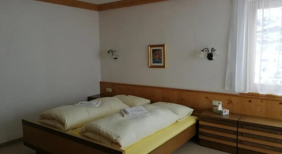 Aaron Appartements