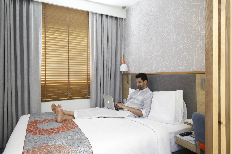 Holiday Inn