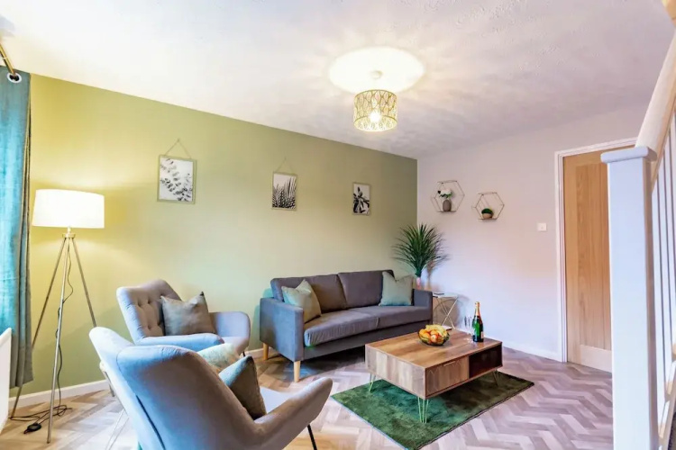 Goldcrest House