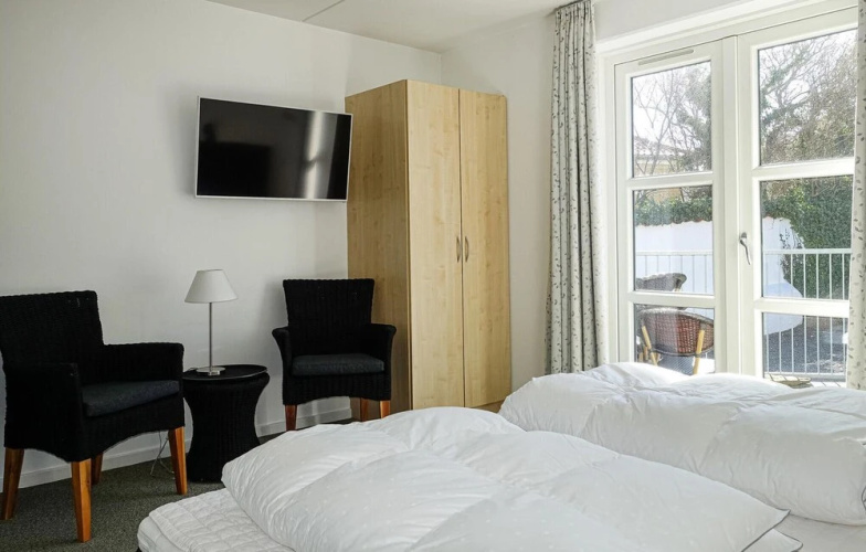 Nice Apartment in Allinge With 1 Bedrooms and Wifi