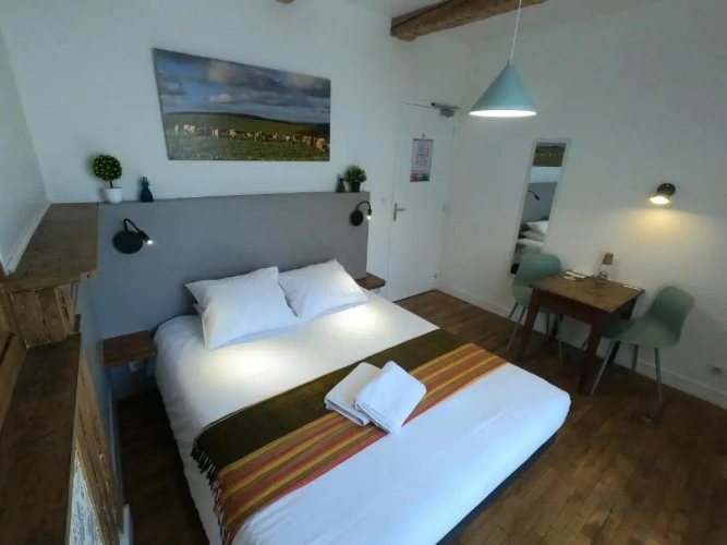 2 Bedrooms Double Suite