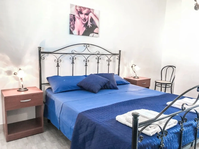 Economy Triple room