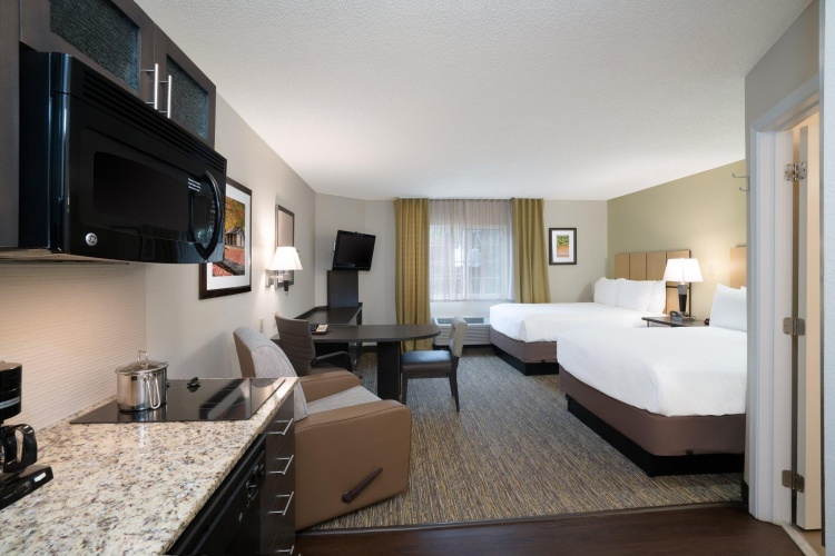 Quadruple Suite