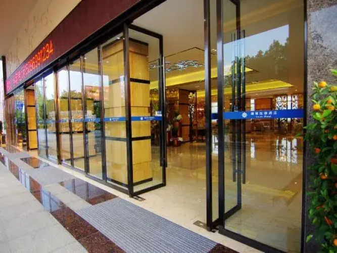 Lxora Hotel