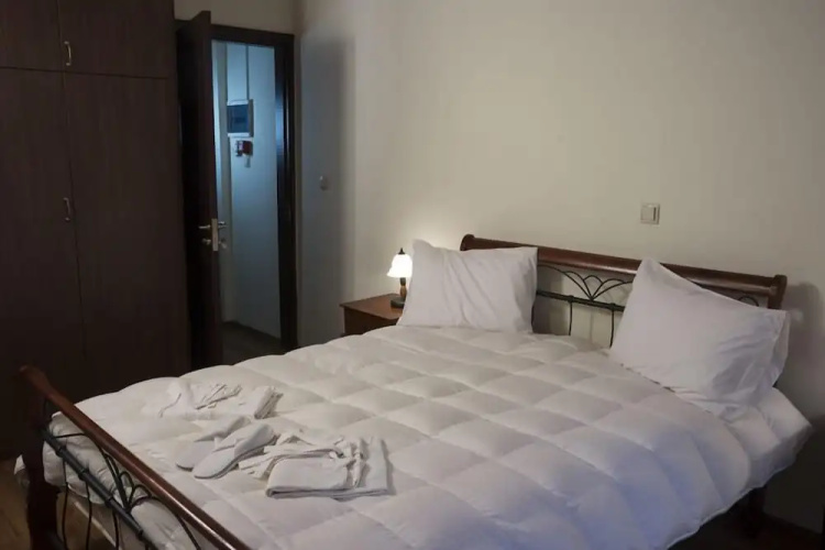Elia Therissos Maisonettes