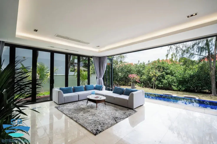 Danang private pool villa by Esea43