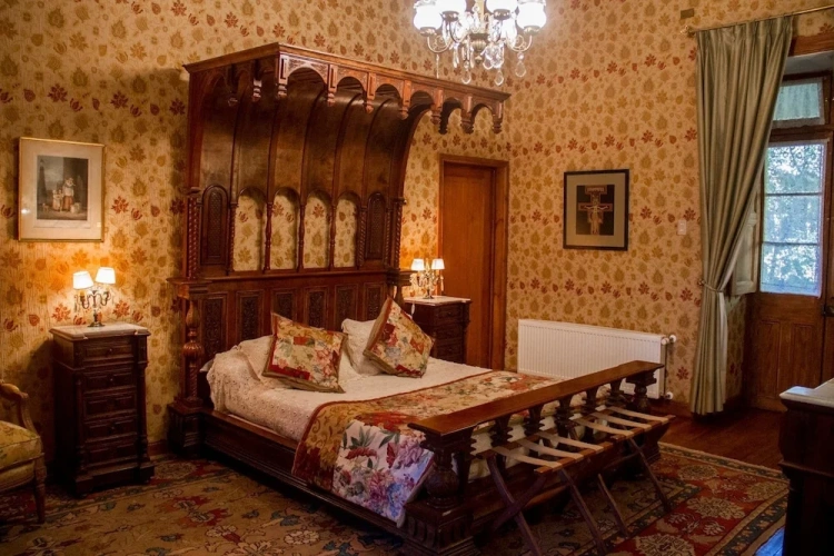 Luxury Double room with balcony and with garden view
