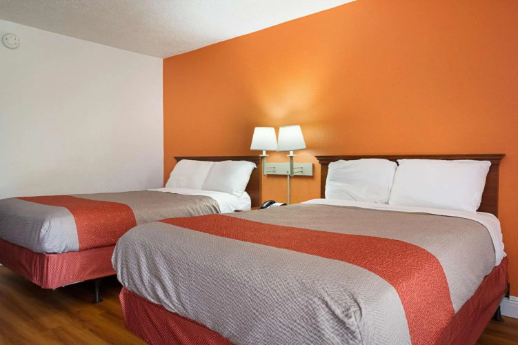 Motel 6 Natchitoches, LA