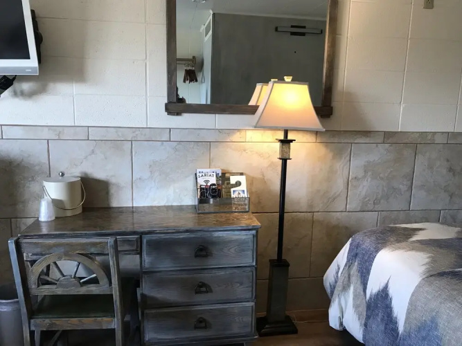 Lariat Motel