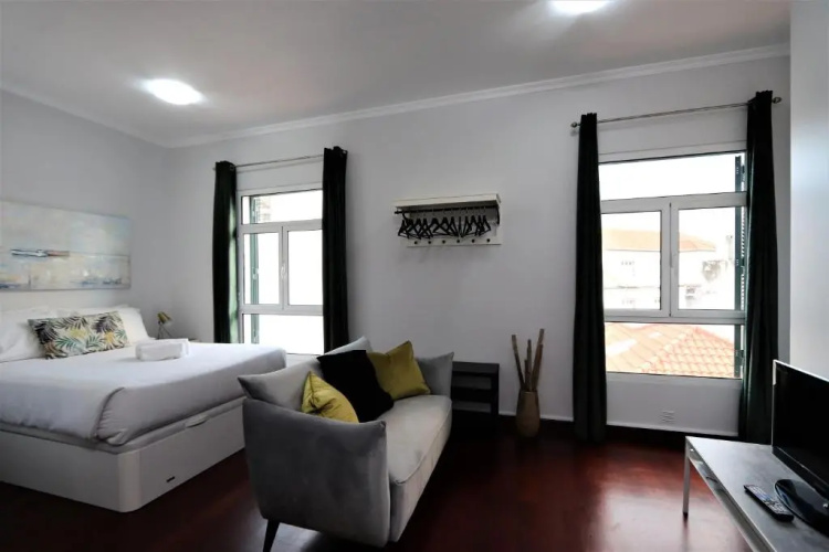 Funchal Center Guest Studio I