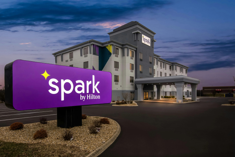 Comfort Suites Cincinnati - Hamilton, OH