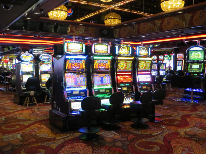 Best Western Plus Casino Royalecenter Strip photo 22