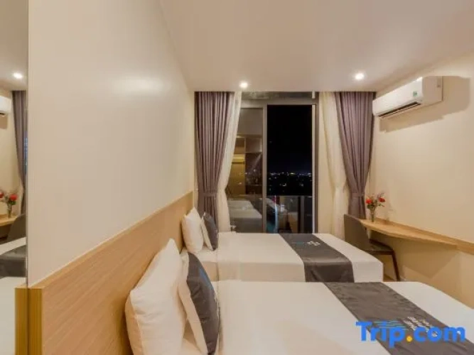 Deluxe Twin room with river view