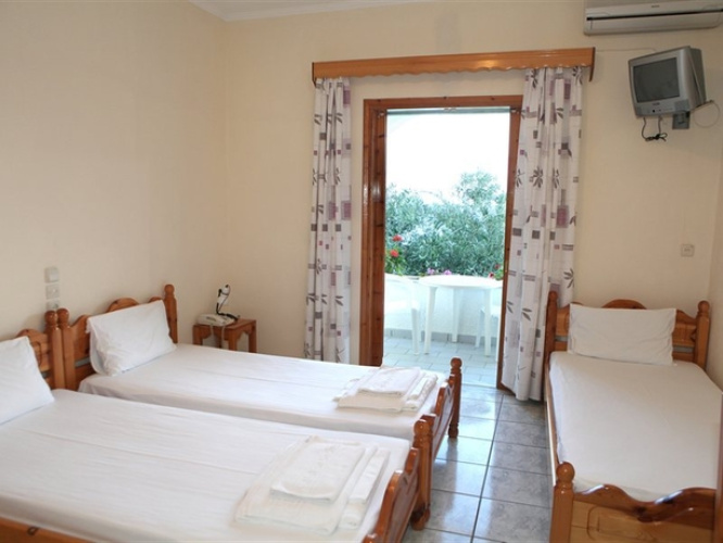 Vrachos Holidays Hotel
