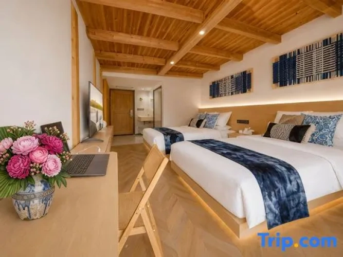 Standard Double room with mountain view