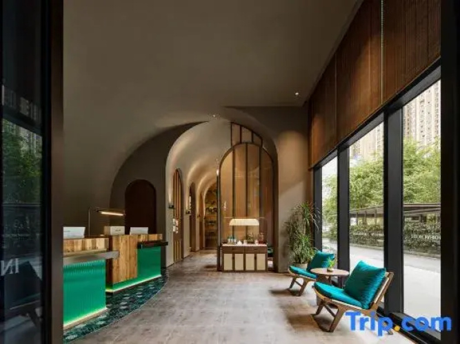 Yingju Hotel (Panda Base Branch)