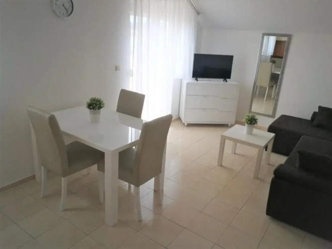 1 Bedroom Apartment with balcony and with sea view