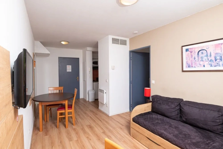 1 Bedroom Twin Apartment