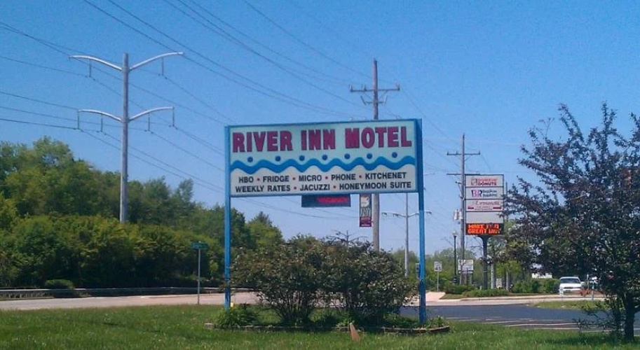 River Inn Motel