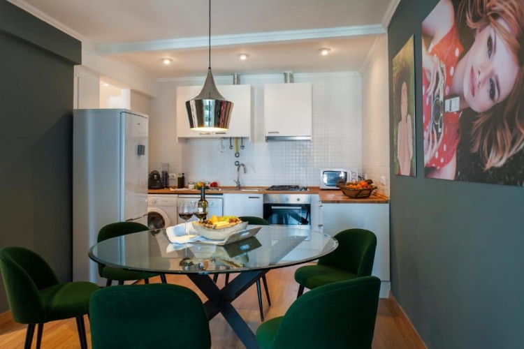 3 Bedrooms Apartment with balcony and with view