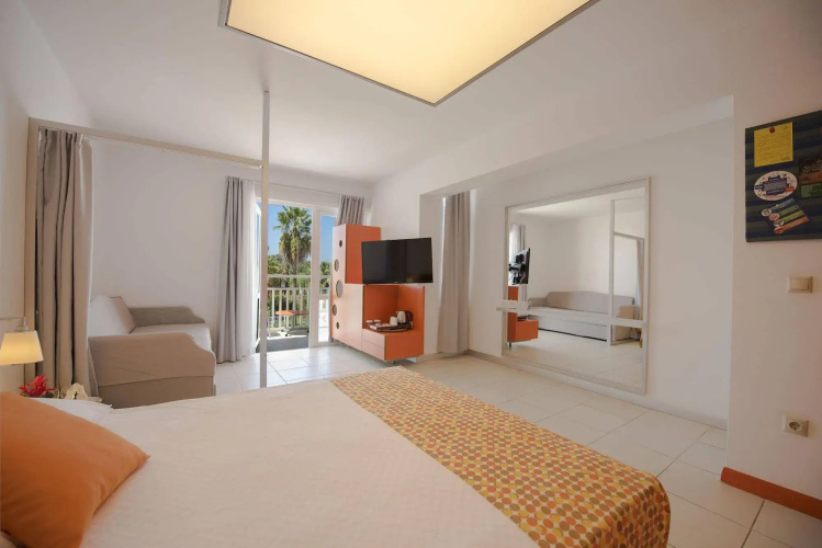 Seven Seas Hotel Blue