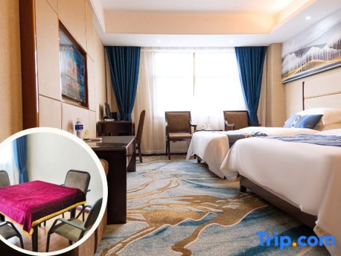 Deluxe Suite