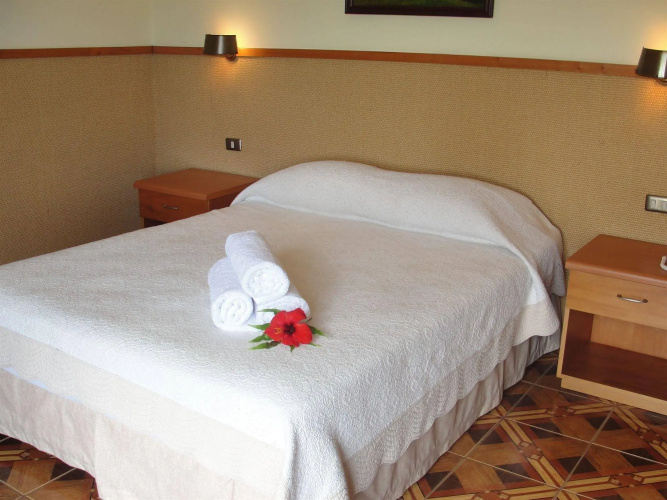 Iorana Hotel