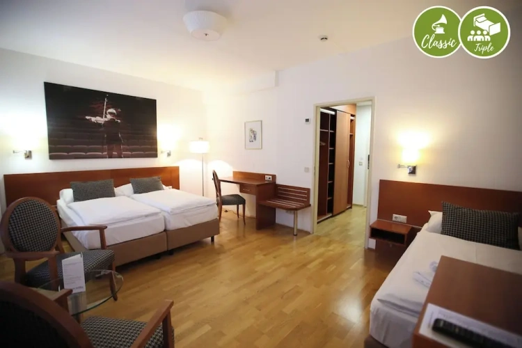 Classic Triple room