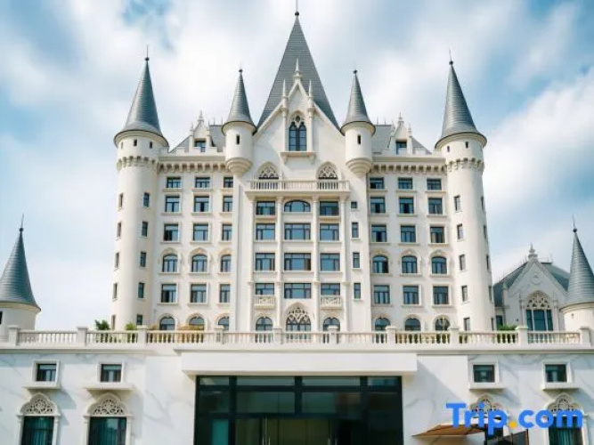 Blue Pan Water City Homestay - Dalian
