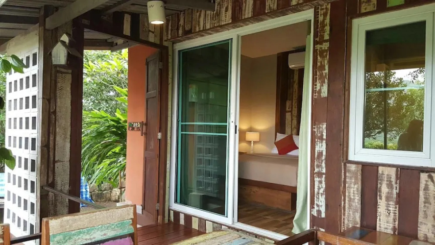 Baan Phuchalianglom