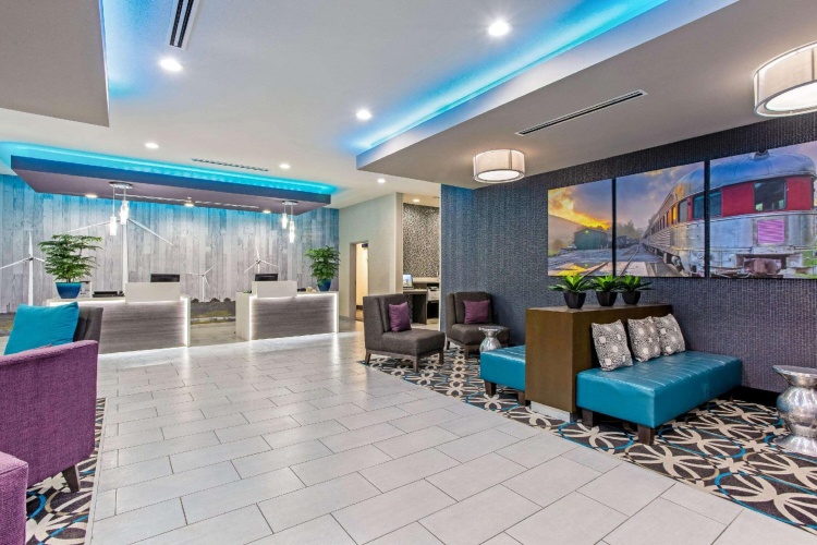 Deluxe Double Suite