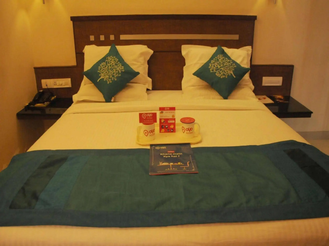 Grand Plaza