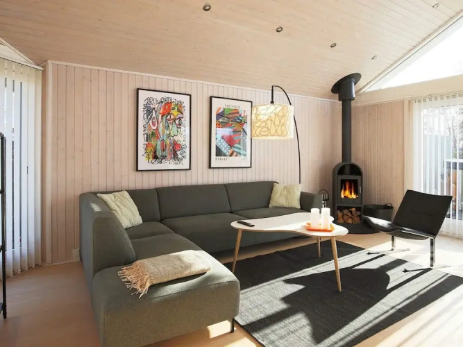 8 Person Holiday Home in Dronningmolle