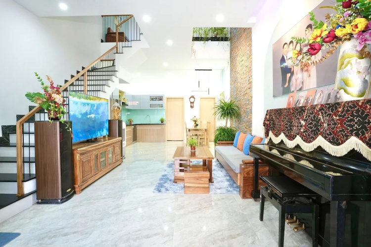 Kalinh House