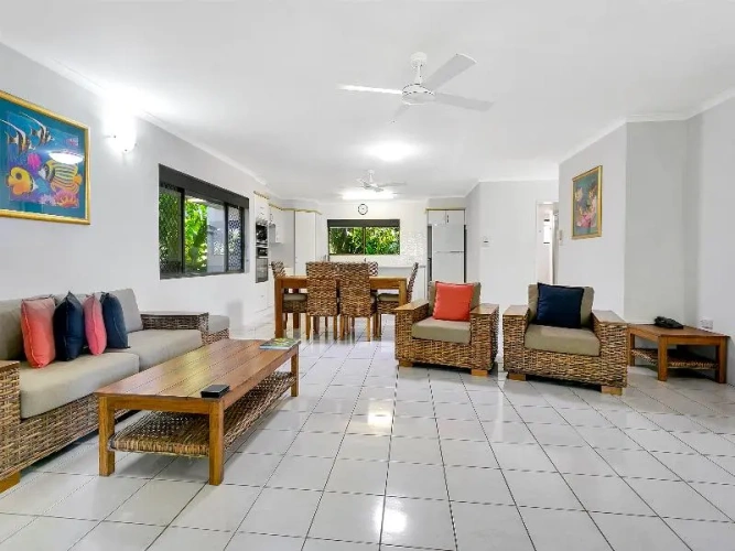 1 Bedroom Apartment with balcony