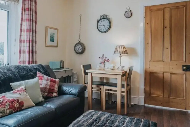 Five Sisters' Guest Suite