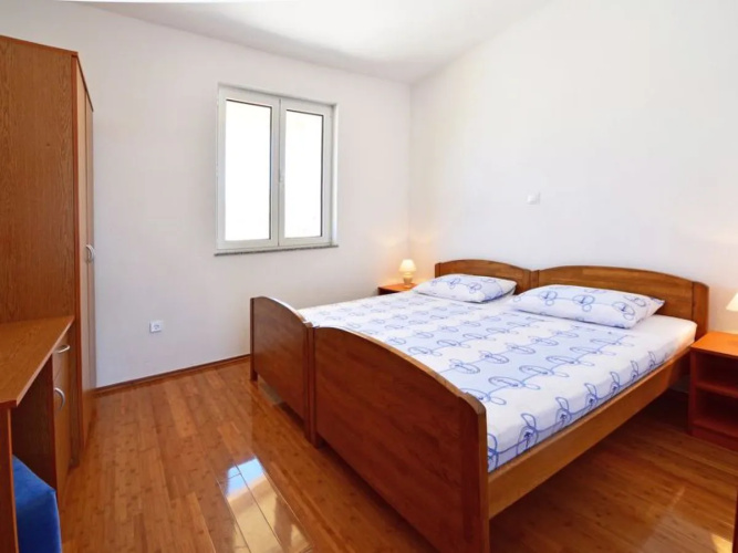 Apartment Golub Karlobag