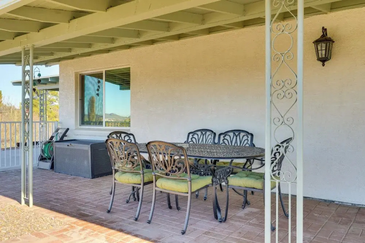 Classy Tucson Escape w/ Fire Pit on 5 Acres!