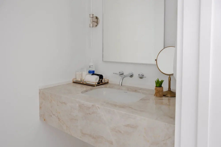 Luxury Downtown 4BR Exclusive Design PH