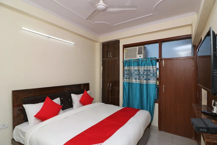 Dwarka International by OYO Rooms