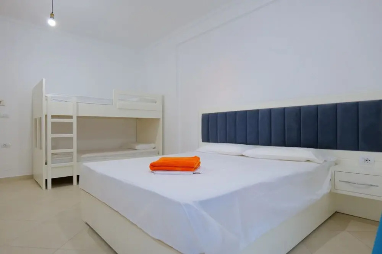 Davide Rooms