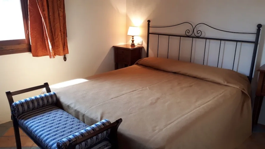 Standard Quadruple room with garden view