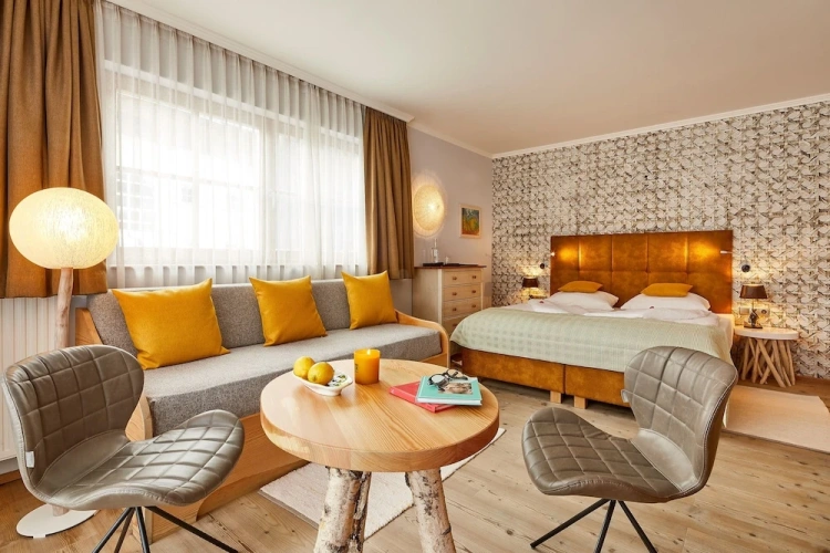 Comfort Double room with balcony and with mountain view