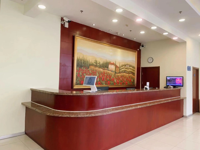 HanTing Hotel (Weihai High-speed Railway Station Qilu Mall)