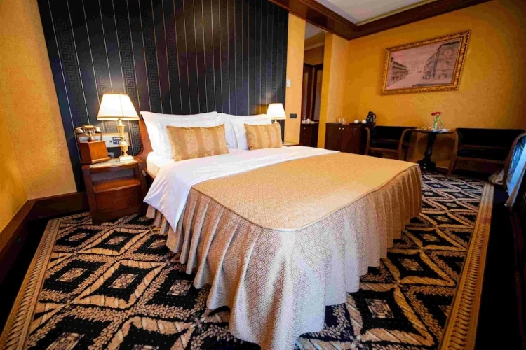 Standard Double room with balcony and with city view