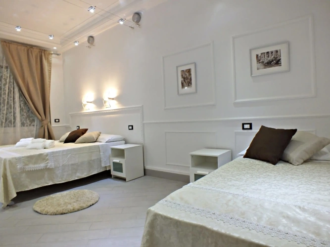 Standard Triple room