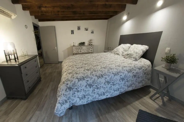 3 Bedrooms Cottage