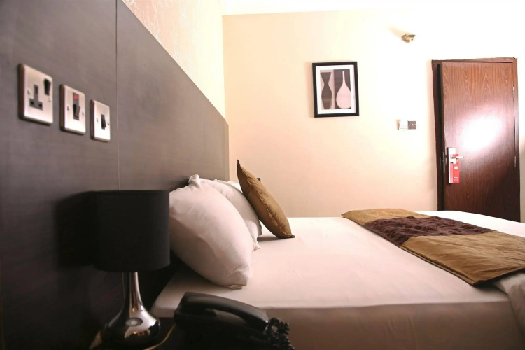 Kindea Hotel