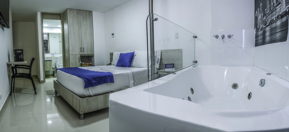 Hotel Laureles Plaza